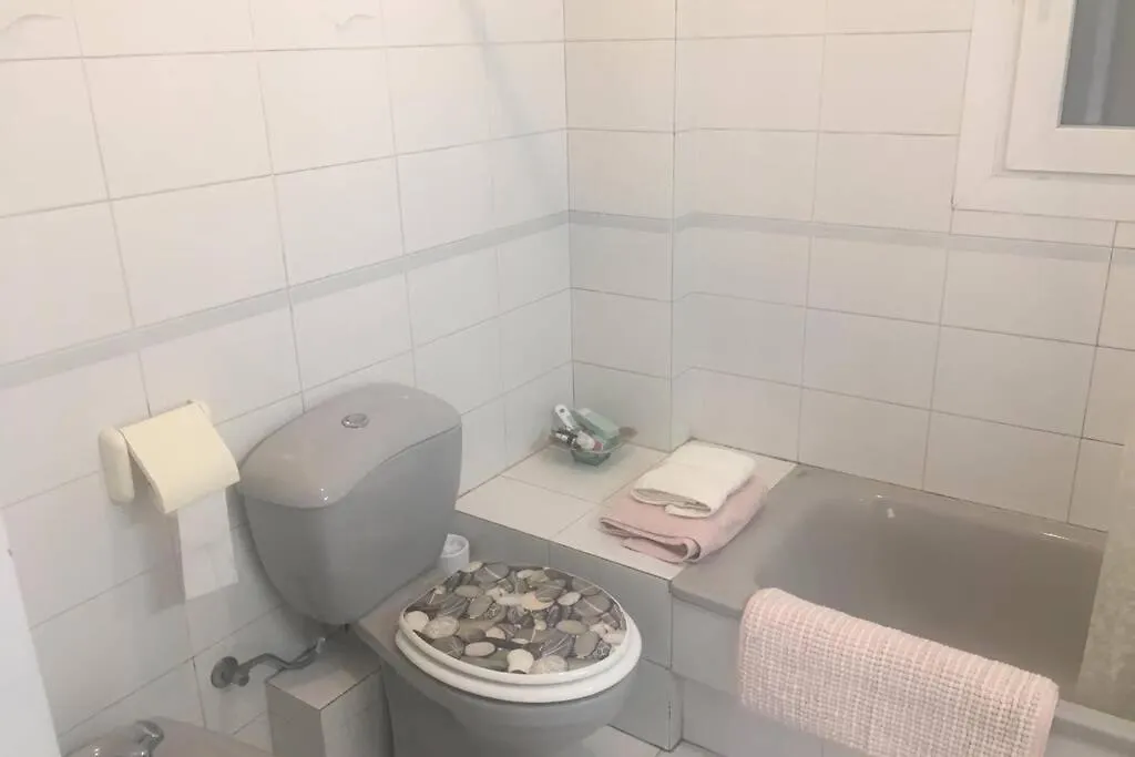 Comode Apartament Al Bell Mig De Girona Daire