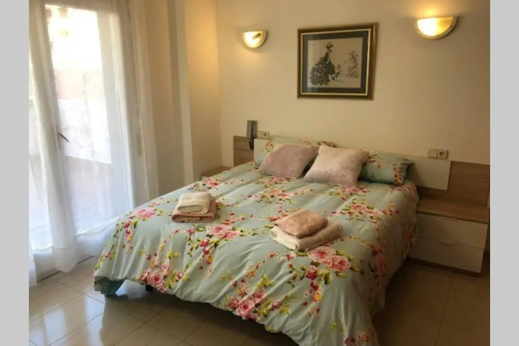 Comode Apartament Al Bell Mig De Girona 0*,  İspanya