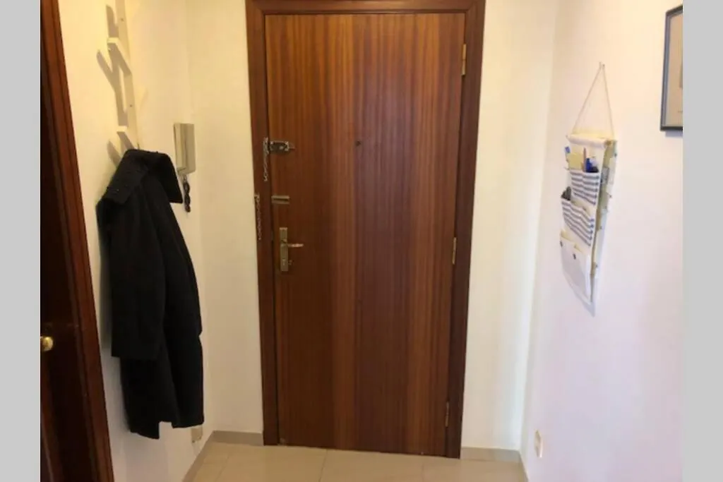 Comode Apartament Al Bell Mig De Girona Daire