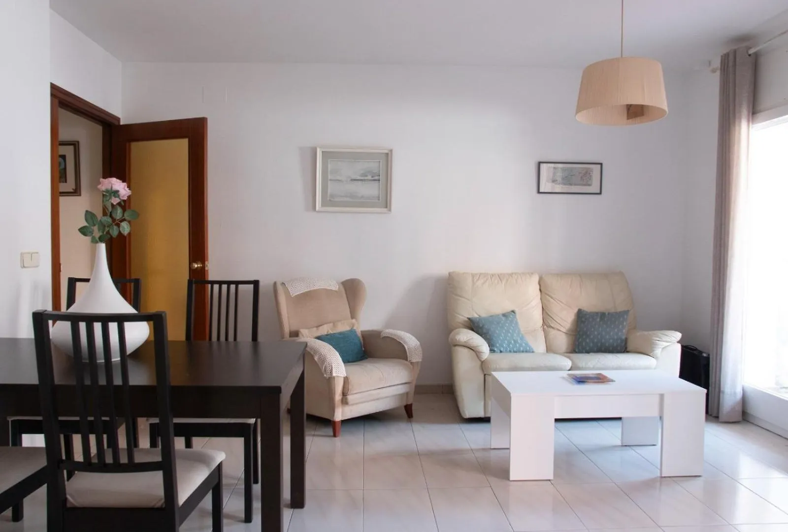 Daire Comode Apartament Al Bell Mig De Girona İspanya